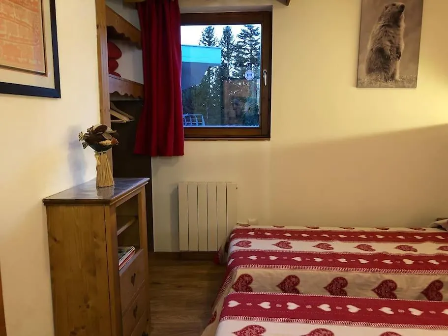 F3 Aux Pieds Des Pistes Avec Tres Belle Vue Apartment Chamrousse France